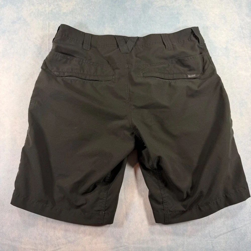 5.11 Tactical Shorts Mens 32 Black Excellent Polyester Performance Utility